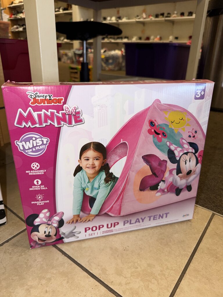 *Pop Up Play Tent