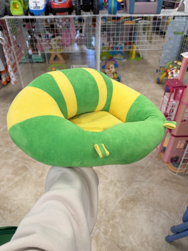 *Ultra Soft Baby Floor Seat