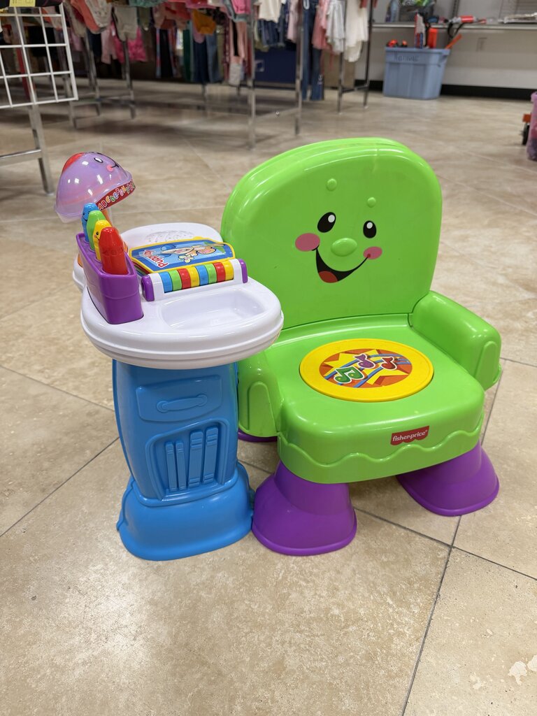Laugh & Learn Song & Story Learning Chair