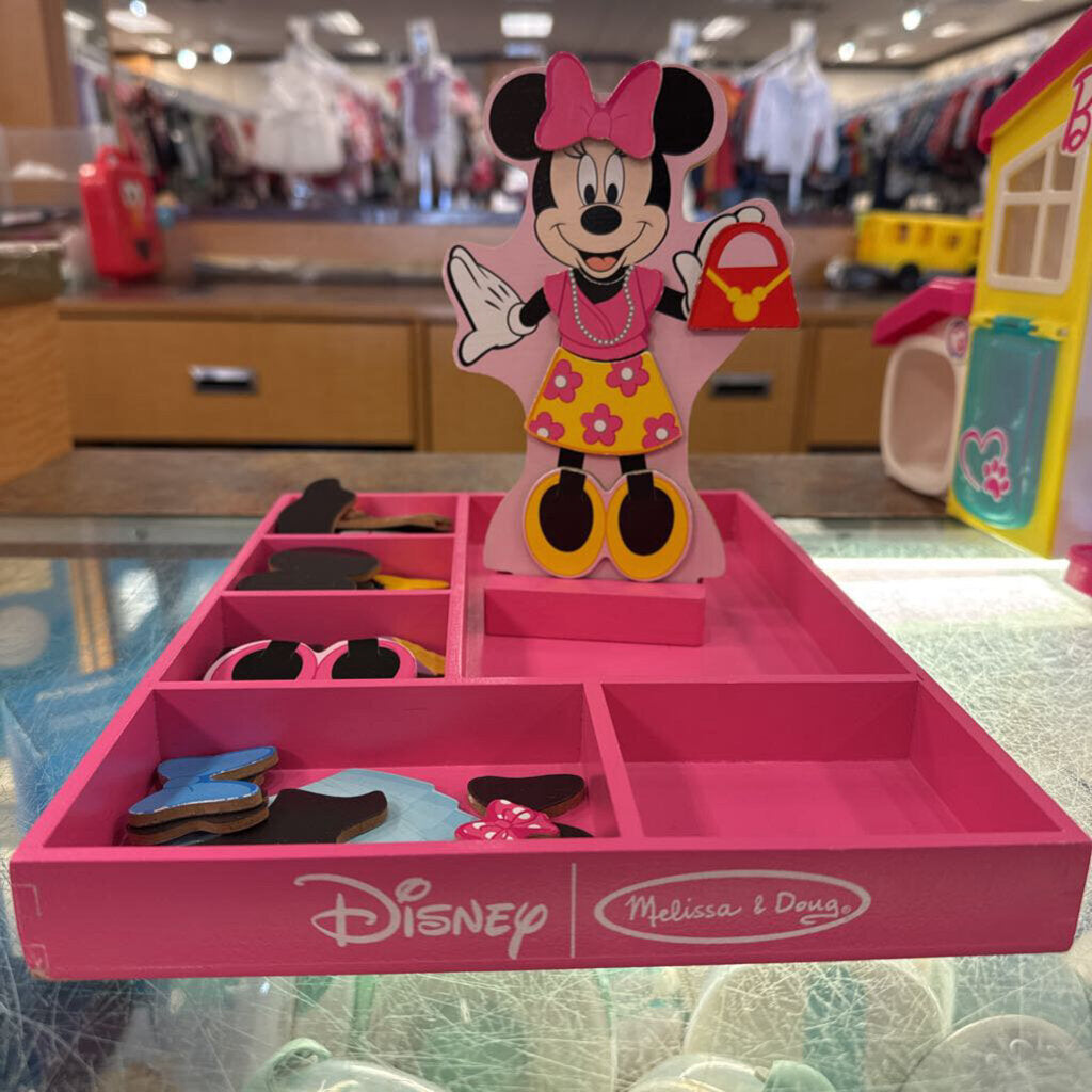 *Wooden Dress Up Minnie