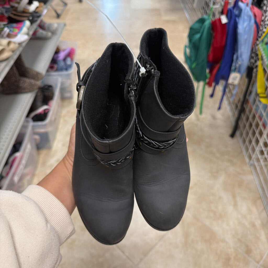 *Western Bootie