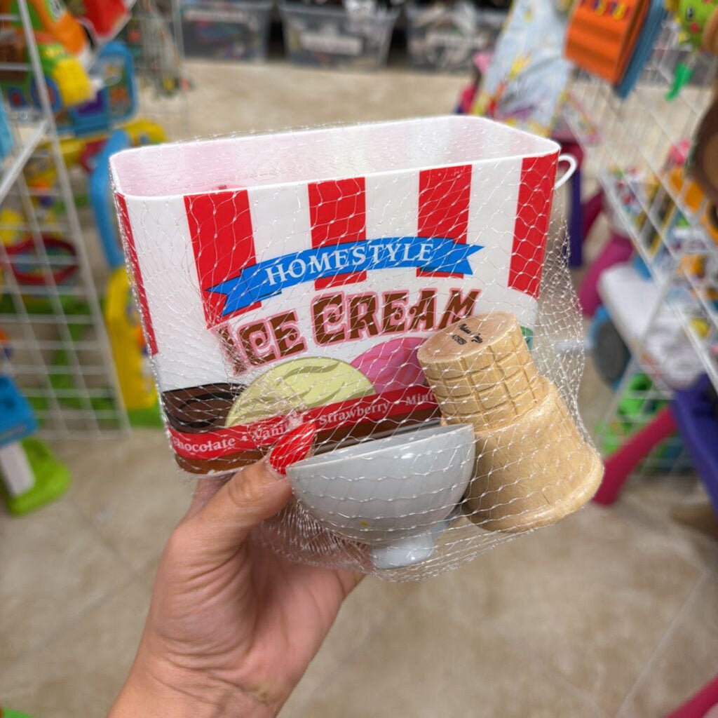 *Scoop&Stack w/scooper