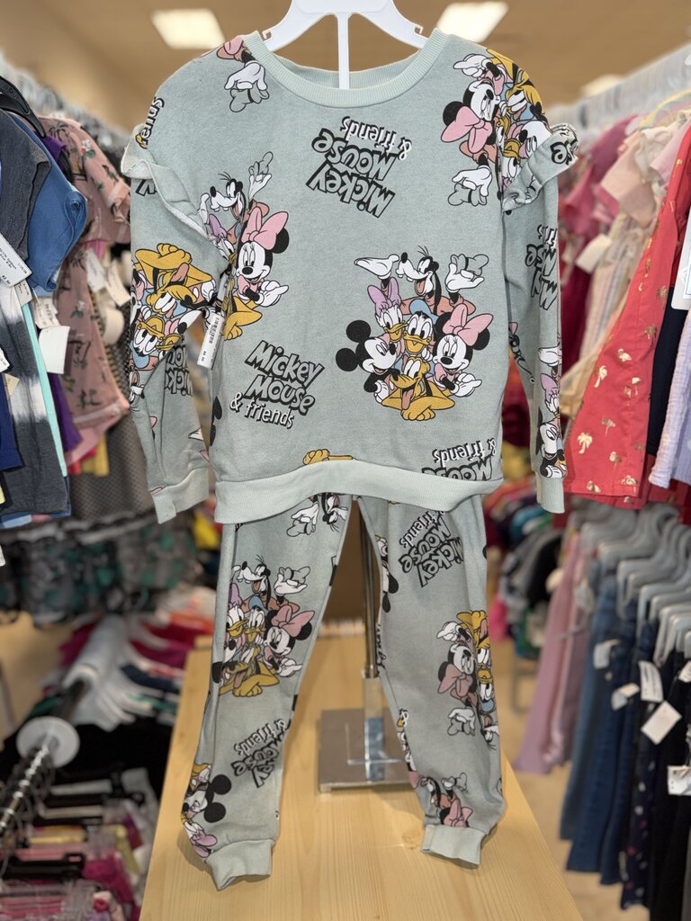*Mickey Mouse & Friends