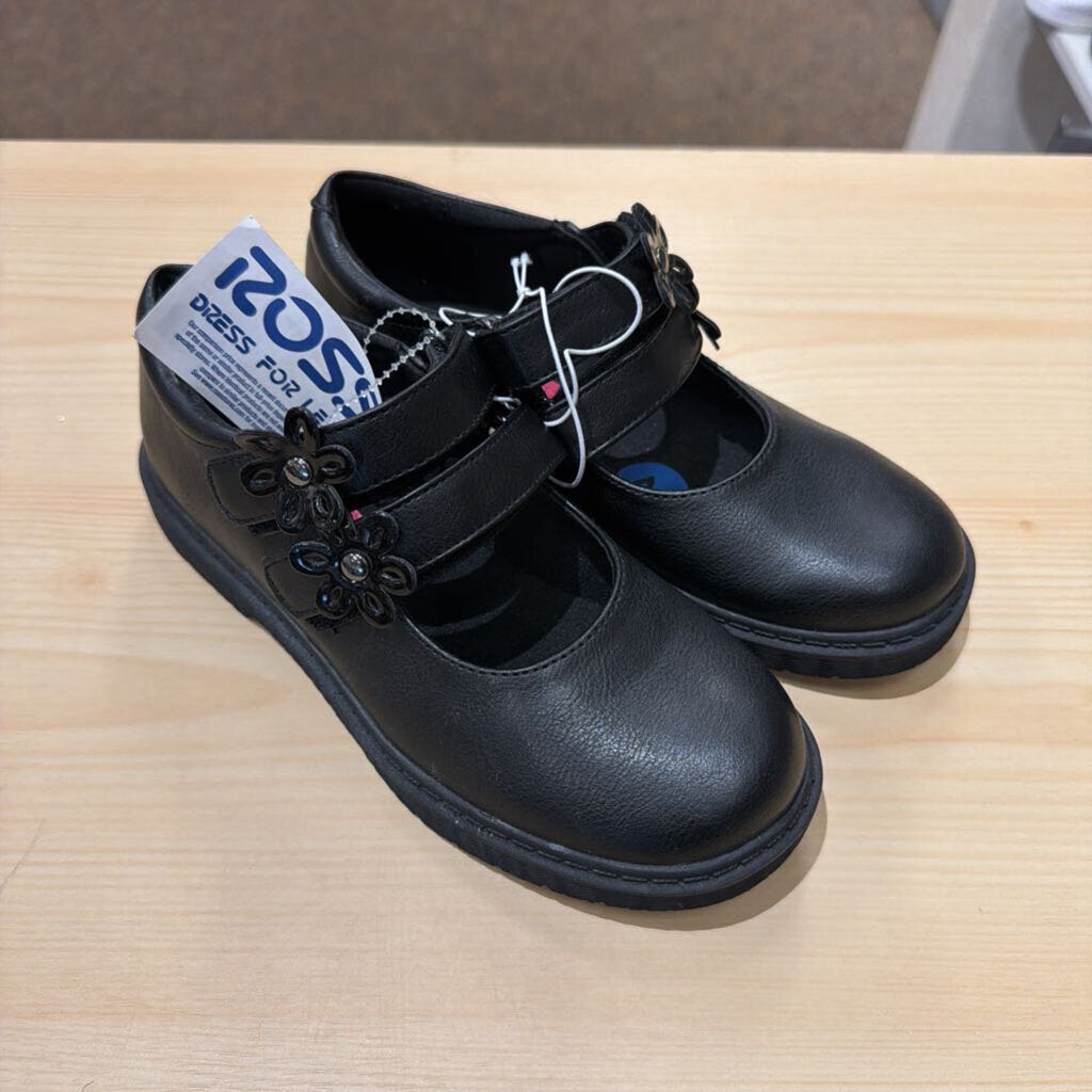 *Strap Shoes