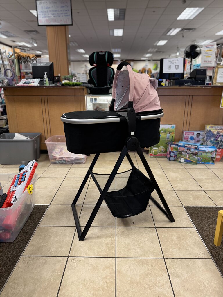 *Bassinest + Stand