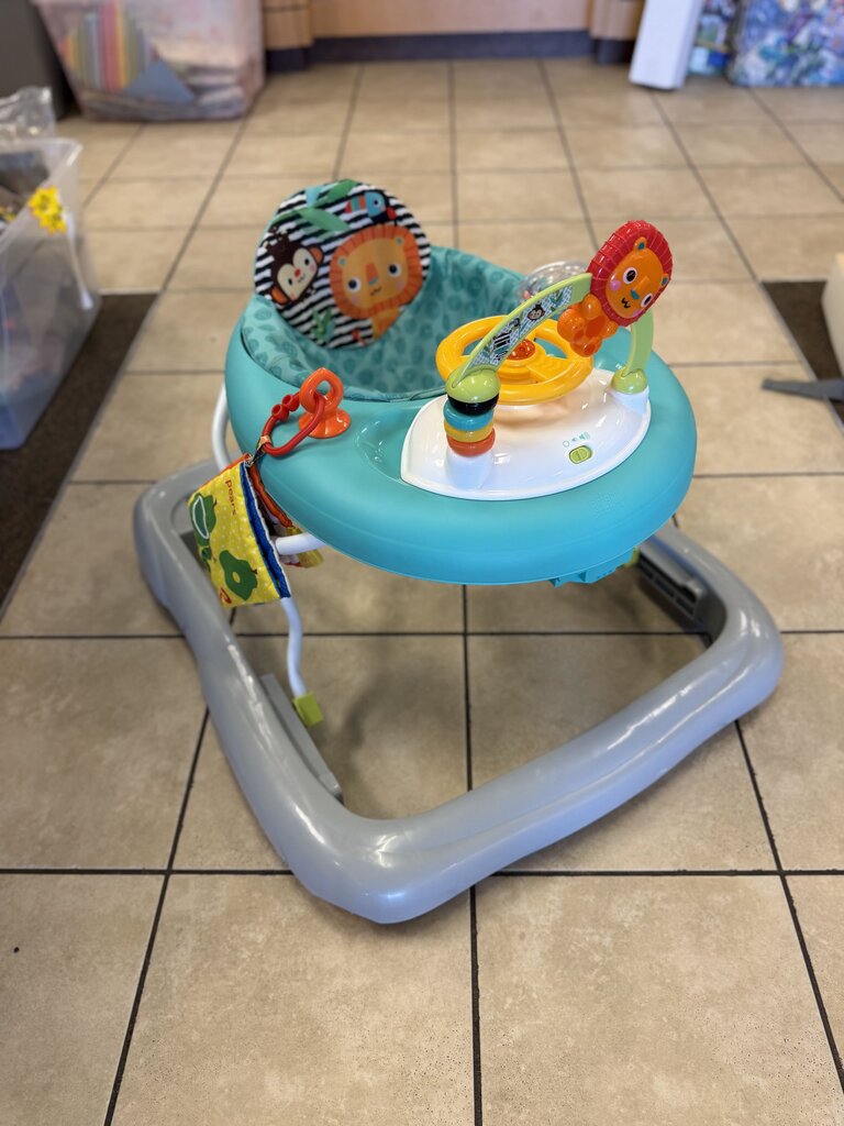 *Tiny Trek 2 in 1 W/ Toys