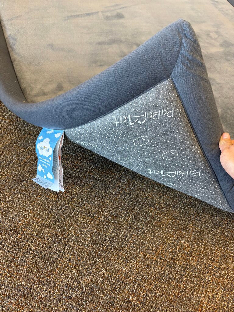 *Thick Playmat