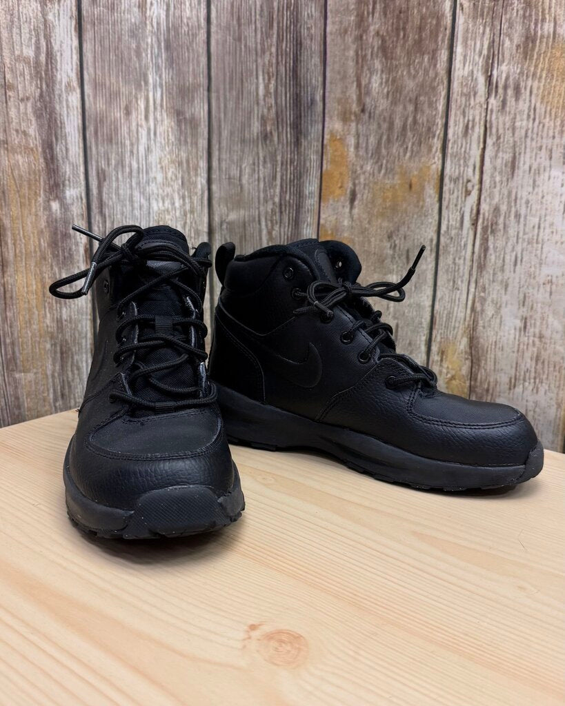 Manoa 17 Leather
