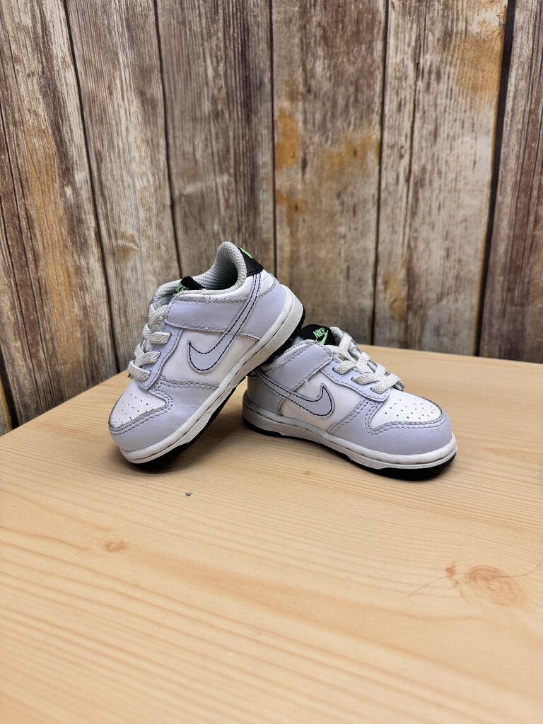 Dunk Low
