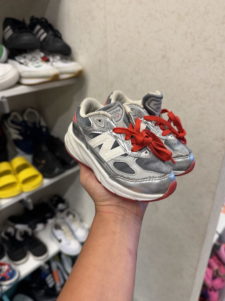 990V6