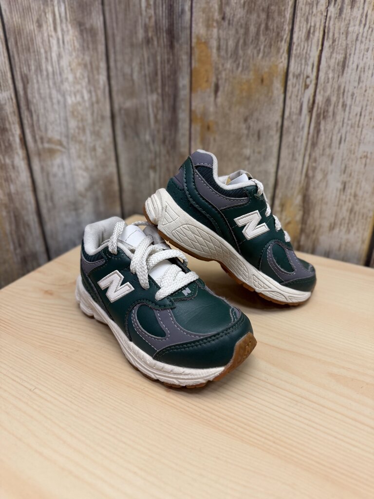 *2002 Lace