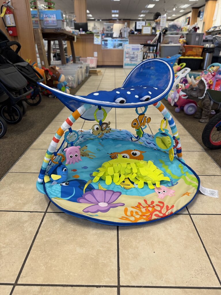Baby Finding Nemo Mr. Ray Ocean Lights Activity Gym