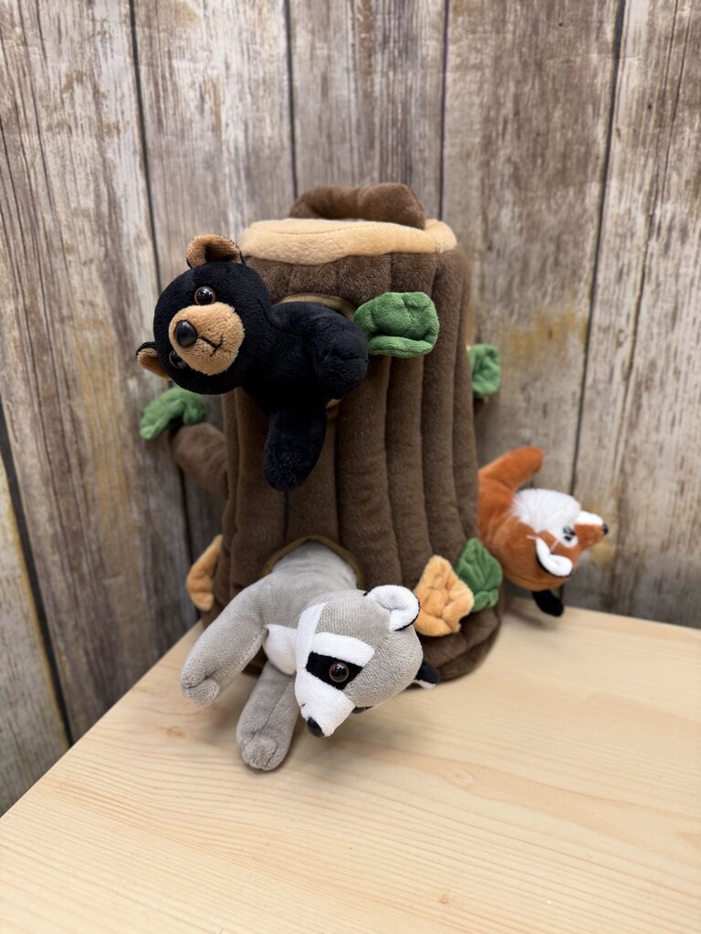 Plush Treehouse w/ 5 Plush Animals