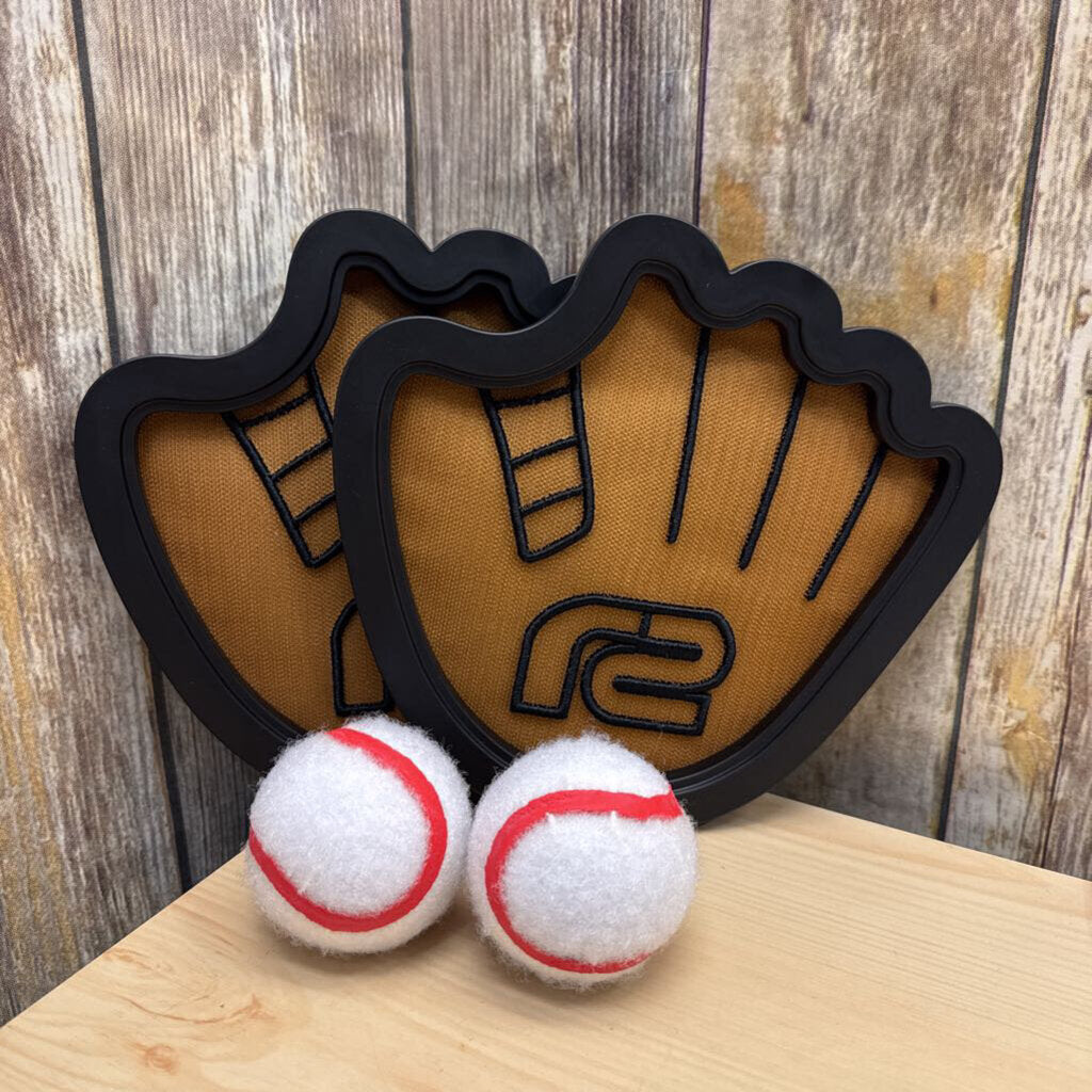 Toss and Catch Ball Game