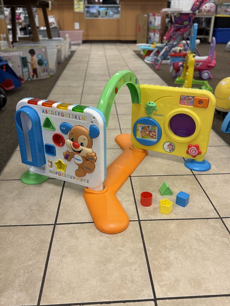 Laugh & Learn Crawl Around Learning Center