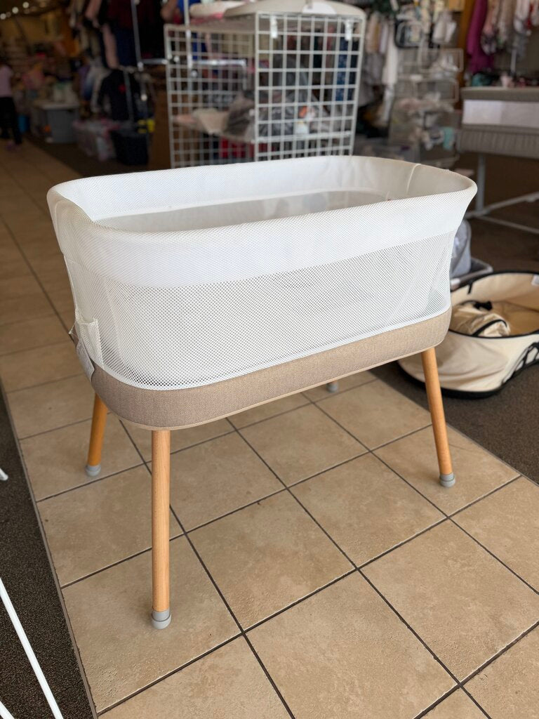 electric rocking bassinet