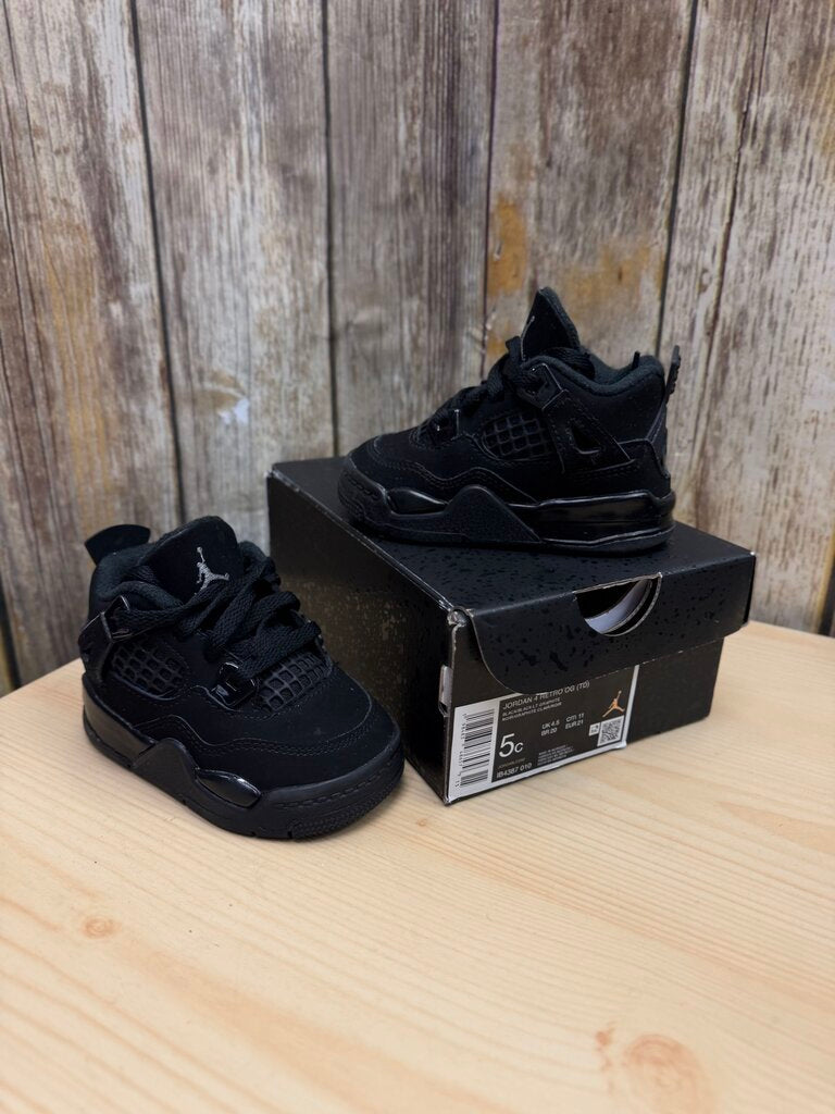 4 Retro Black Cat (2025) (TD) w/ box