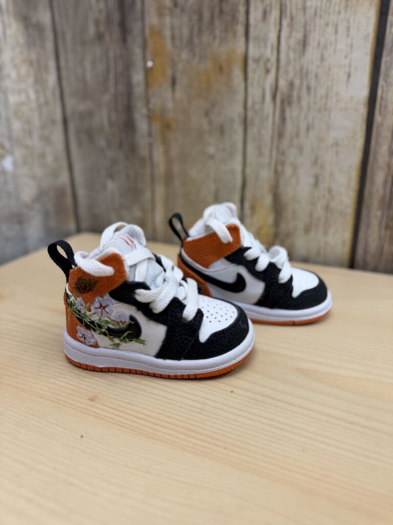 1 Mid SE Basketball Blossom (TD)