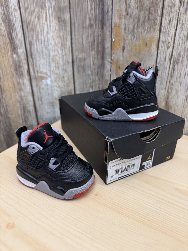 *W/BOX Retro 4 'Bred Reimagined'