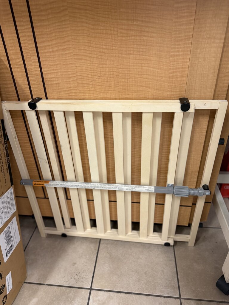 Wooden Expandable Baby Gate