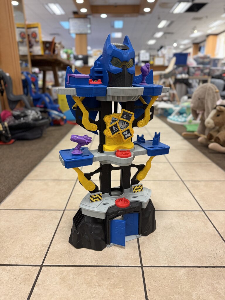 Imaginext DC Super Friends Transforming Batcave